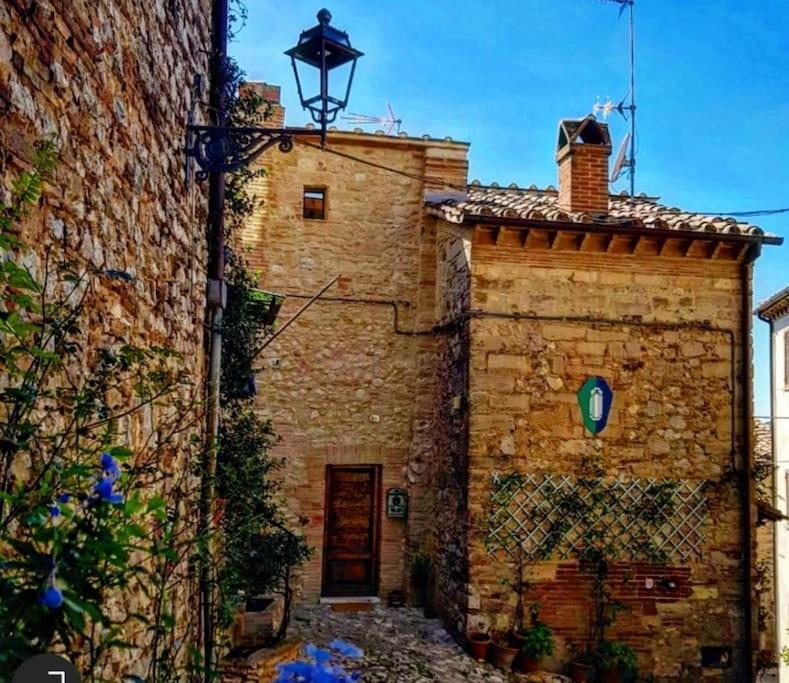 *La Torre Di Amelia* Nel Cuore Dell' Umbria المظهر الخارجي الصورة